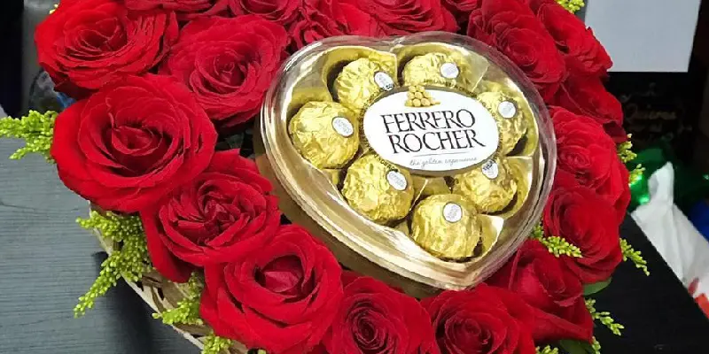 chocolates ferrero en forma de corazón box