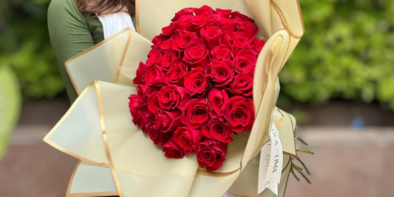 bouquet of 50 roses