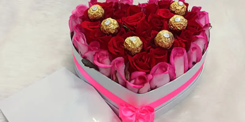 heart box blanco ferrero