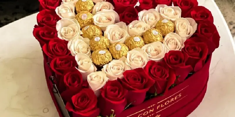 rosas con chocolates ferrero box