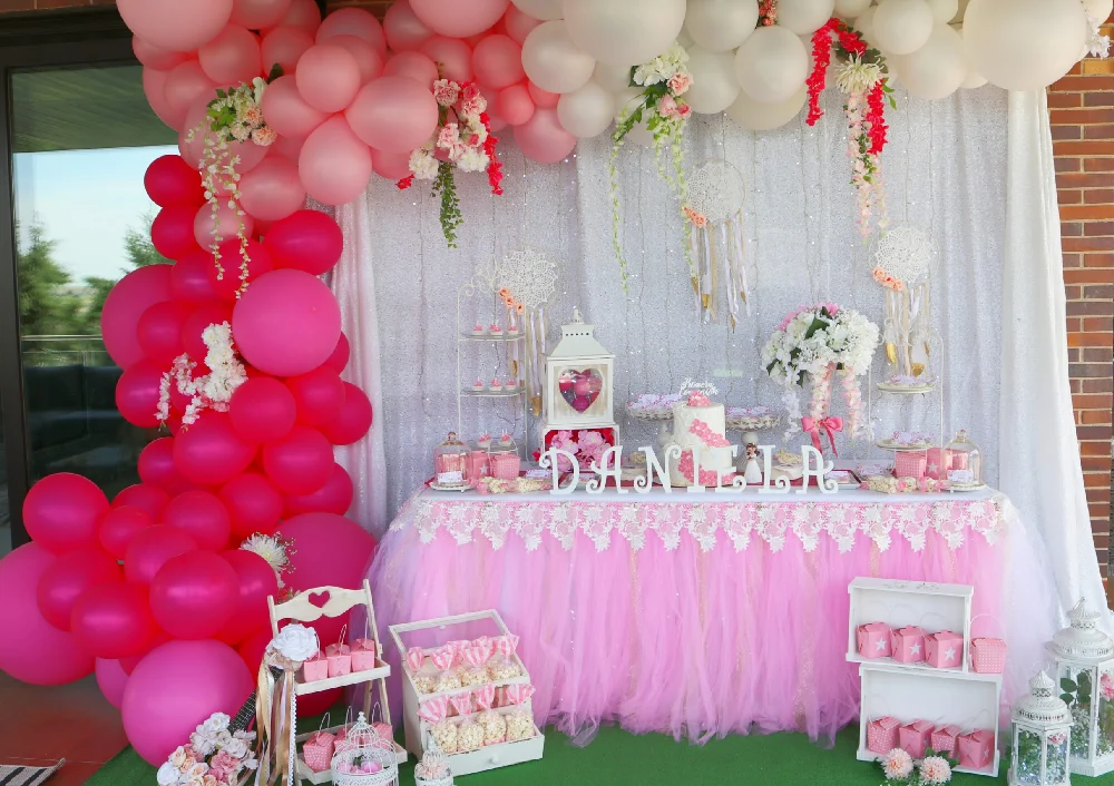 decoracion de evento con globos de corazón