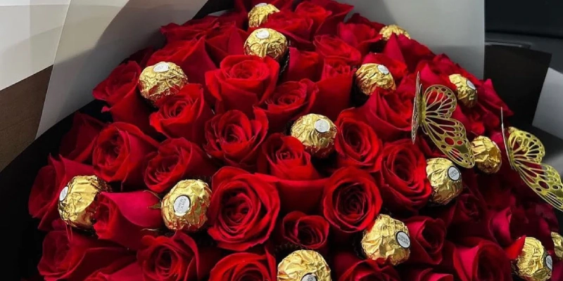 ferrero rocher ramo de rosas rojas elegante